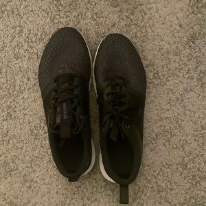 reebok tennis shoes
